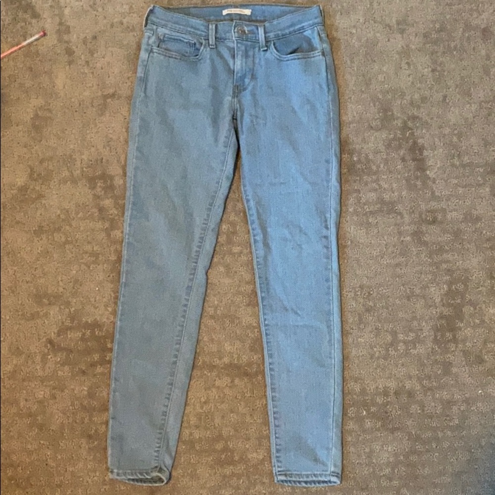 Levi jeans
